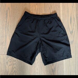 Lululemon pace breaker shorts